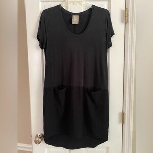 Dolan Left Coast Collection, Black, Short Sleeve Jersey Dress. Large